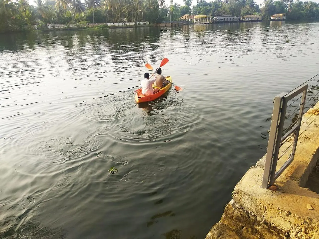 Water'S Edge Villas Alappuzha India